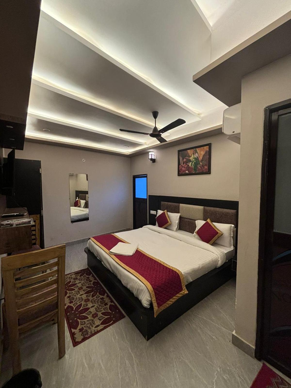 Hotel Ps Residency Varanasi Ngoại thất bức ảnh